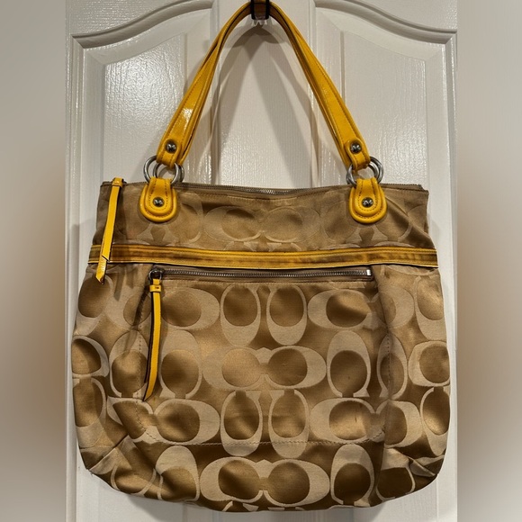 Coach Poppy Signature Tote - Picture 2 of 13